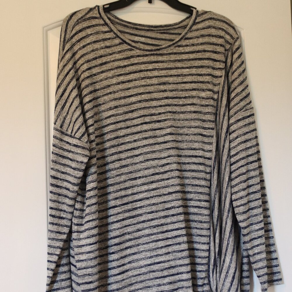 ANA XL Sweater New  Grey/Navy Stripped Bottom Tie Lightweight Casual Office